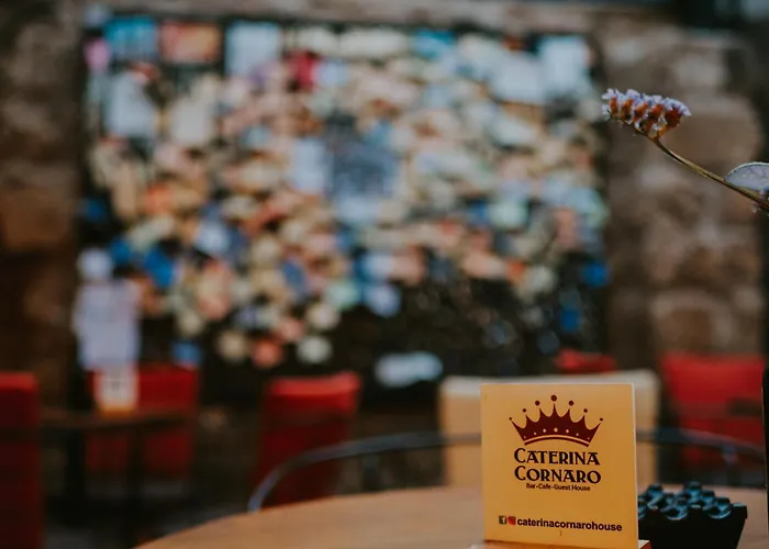 Pensiune Caterina Cornaro House *